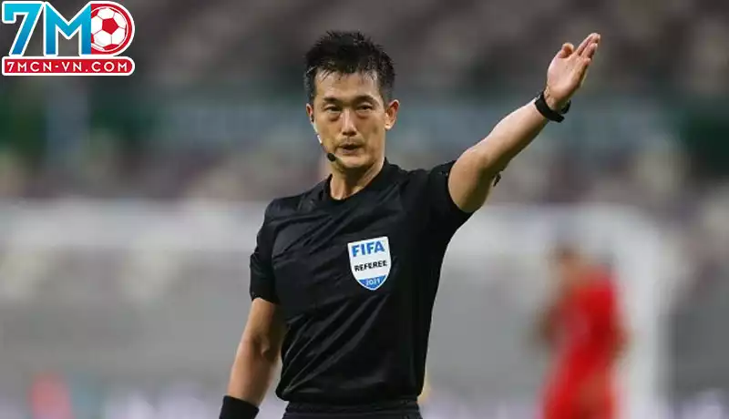 Trọng tài trong bóng đá là ai? Trọng tài trong bóng đá là ai?
